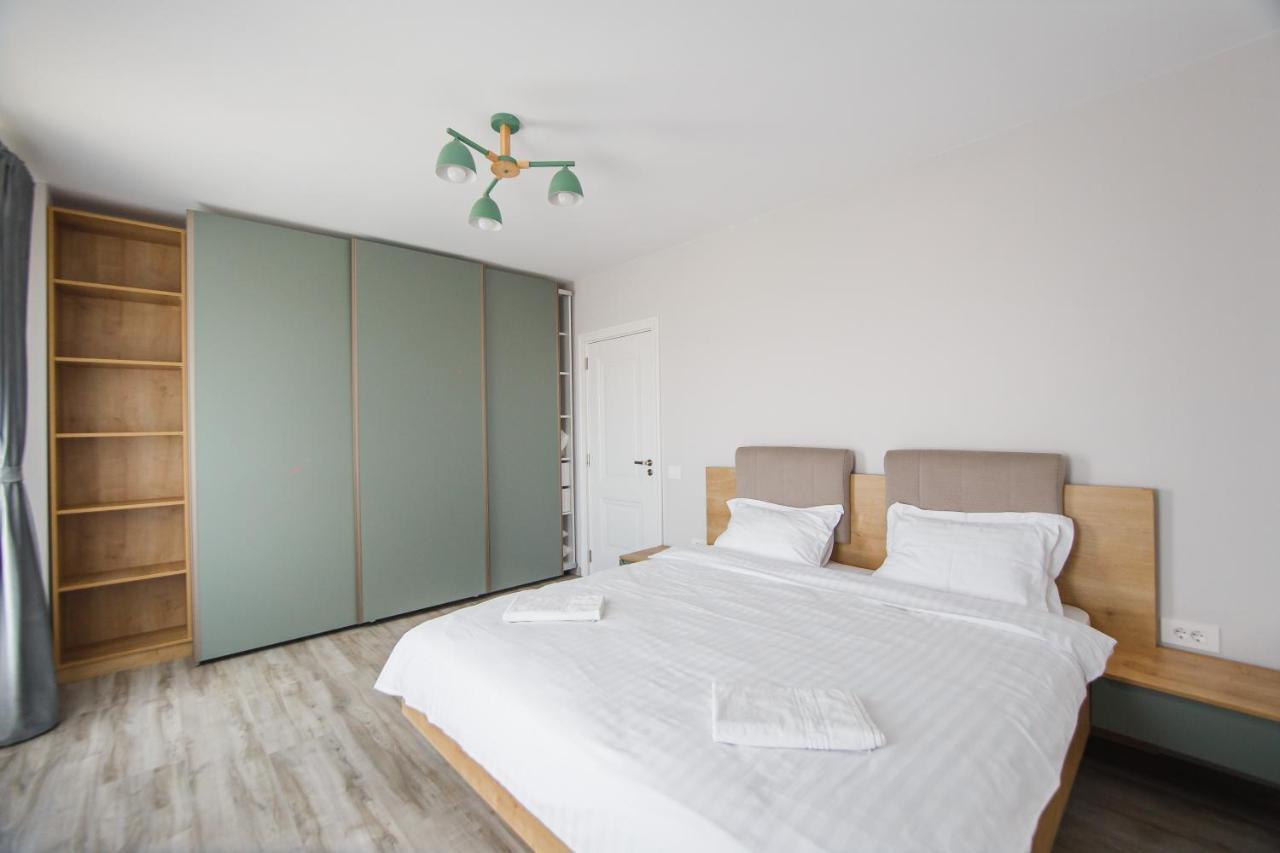 Charming Family Haven Apartment Oradea Bagian luar foto