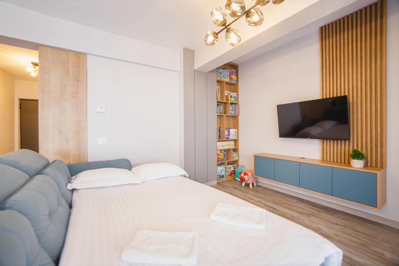 Charming Family Haven Apartment Oradea Bagian luar foto